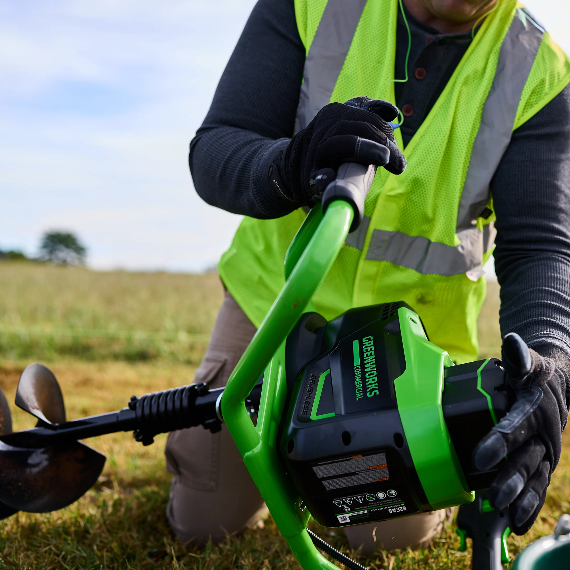 82V Earth Auger Kit with 4Ah Battery and Dual Port Charger | 82EA8-4DP - Image 5