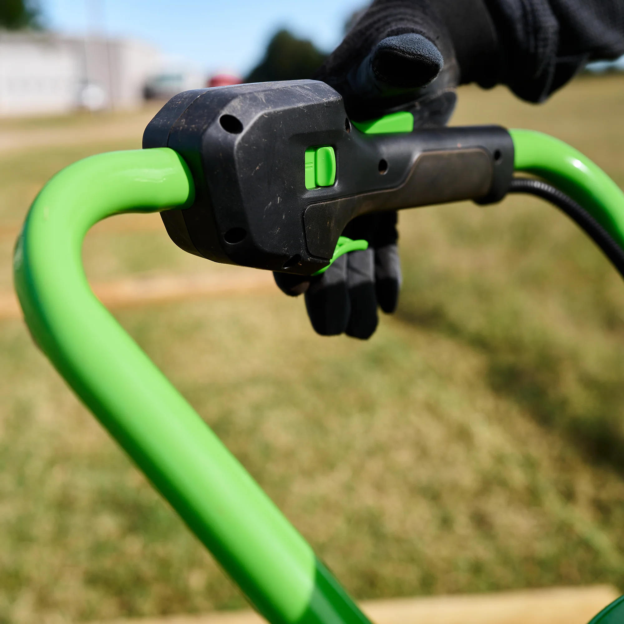 82V Earth Auger Kit with 4Ah Battery and Dual Port Charger | 82EA8-4DP - Image 7